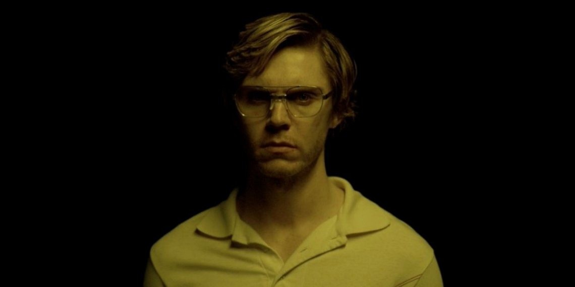 Dahmer: Los videos de youtube que miró Evan Peters para interpretar a Jeffrey Dahmer