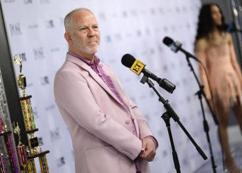 El creador de Dahmer le respondió al padre de Jeffrey y los familiares de las víctimas