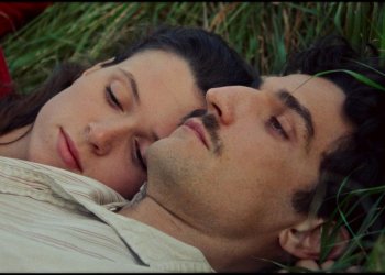 Scarlet: El emotivo drama de Pietro Marcello con Louis Garrel brilla en el NYFF