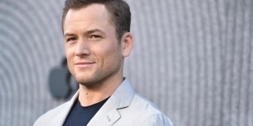La miniserie de asesinos en serie que protagoniza Taron Egerton y tenés que mirar