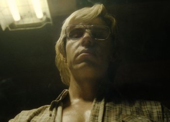 Evan Peters dijo como superó la “oscuridad” de Dahmer