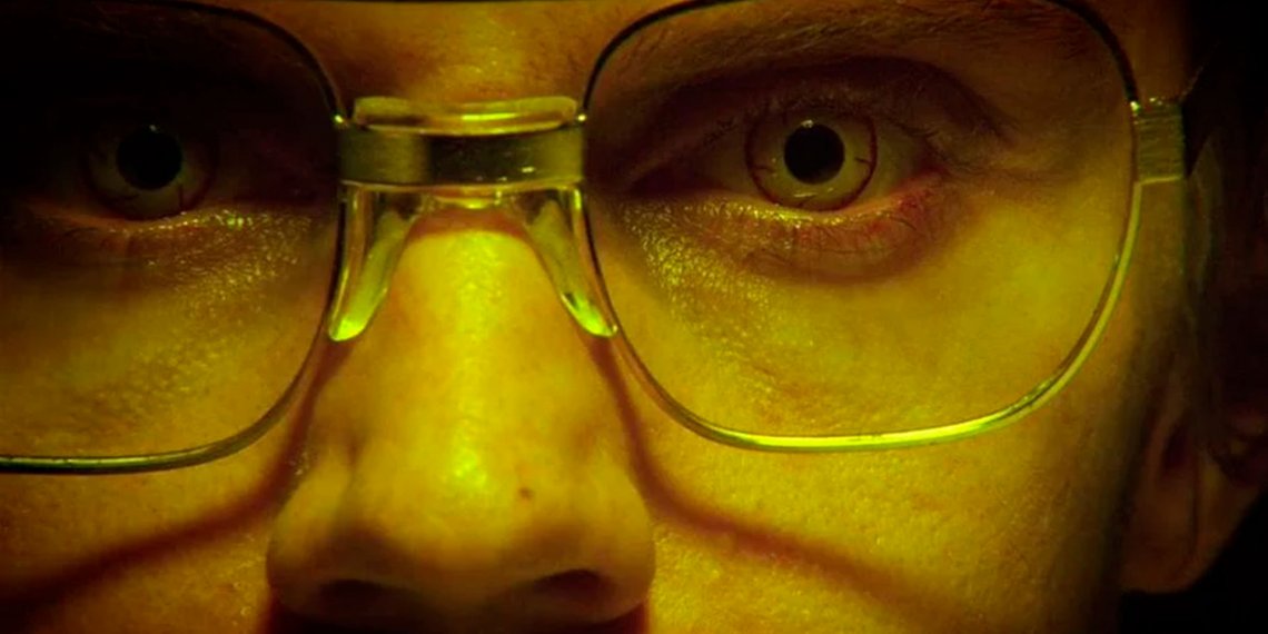 El motivo por el cual Jeffrey Dahmer usaba los lentes amarillos
