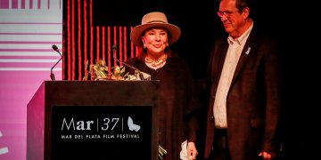 El emotivo homenaje a Leonardo Favio en el Festival de Mar del Plata