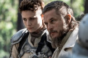 Travis Fimmel protagonizará Dune: The Sisterhood, la serie de HBO
