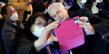 ¿Qué sucedió? Tras el estreno de Avatar: El camino del agua, abuchearon a James Cameron