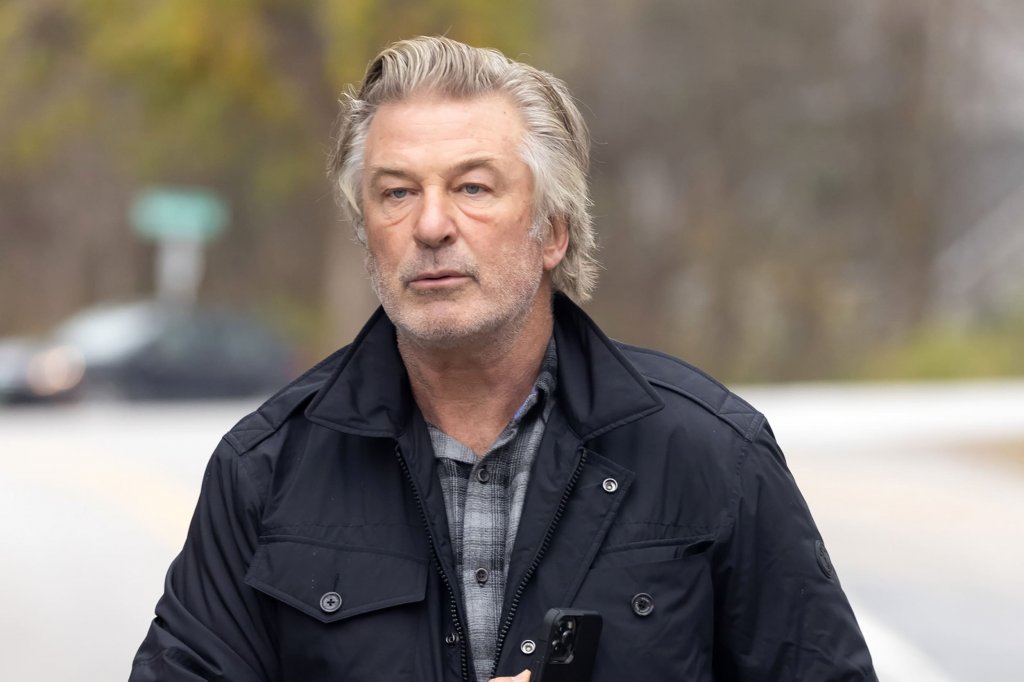 Alec Baldwin fue acusado por homicidio involuntario