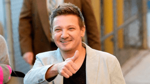 El mensaje de Jeremy Renner tras obtener el alta médica