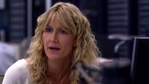 Si te gustó The White Lotus, mira esta comedia con Laura Dern