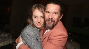 La graciosa anécdota de Ethan Hawke con su hija Maya y un fan