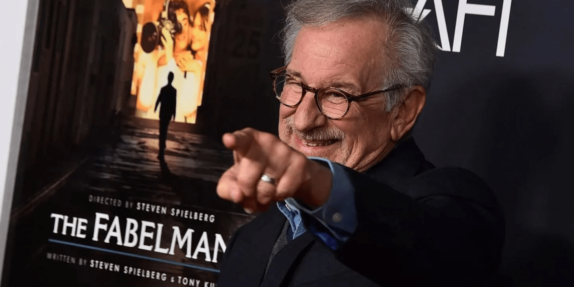 The Fabelmans: Un niño sorprendió a Steven Spielberg en conferencia de prensa