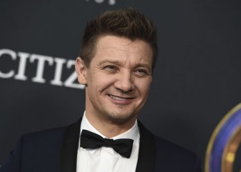 Tras el grave accidente Jeremy Renner reapareció con un video