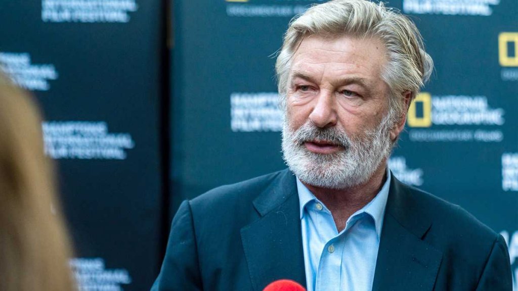 Rust: Con una imagen, Alec Baldwin confirmó el final del rodaje