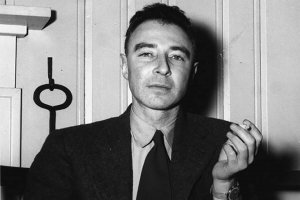 ¿Quién fue Robert Oppenheimer?