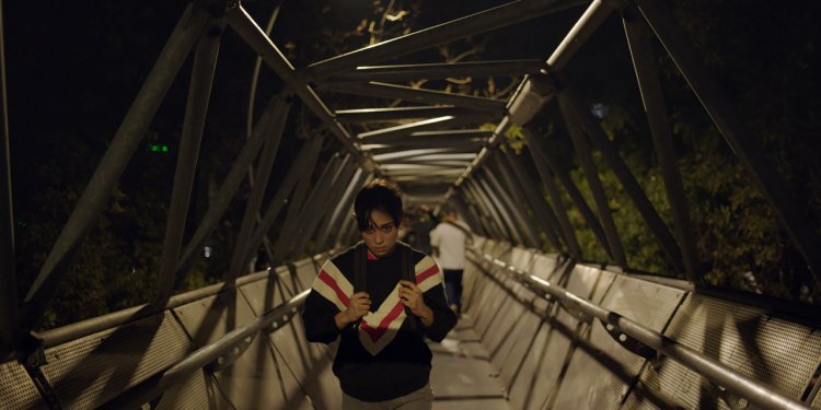 Reseña de “Huesera”: El terror que retuerce por dentro del cuerpo