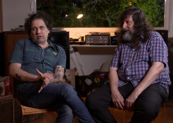 Reseña de “Llamen a Joe”, un documental entre notas legales y acordes de rock