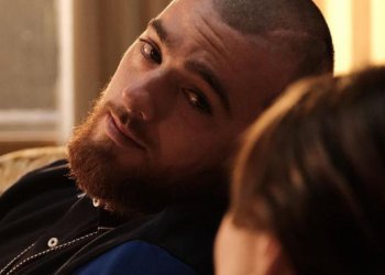 Sam Levinson, director de “Euphoria”, habla sobre la adicción a las drogas de Angus Cloud