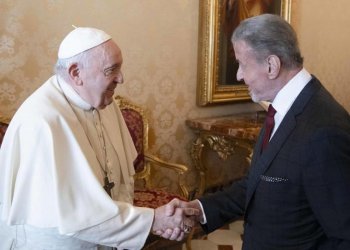 Sylvester Stallone y su familia visitaron al Papa