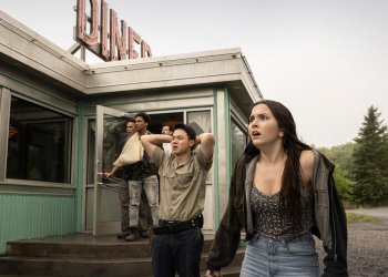 “From”: La serie de terror que fascinó a Stephen King
