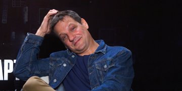 Entrevista a Rodrigo de la Serna: “Siempre es bueno revisar el pasado”