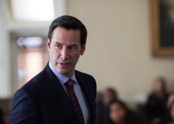 “El Abogado del Mal” en Netflix: Un electrizante thriller legal con Keanu Reeves