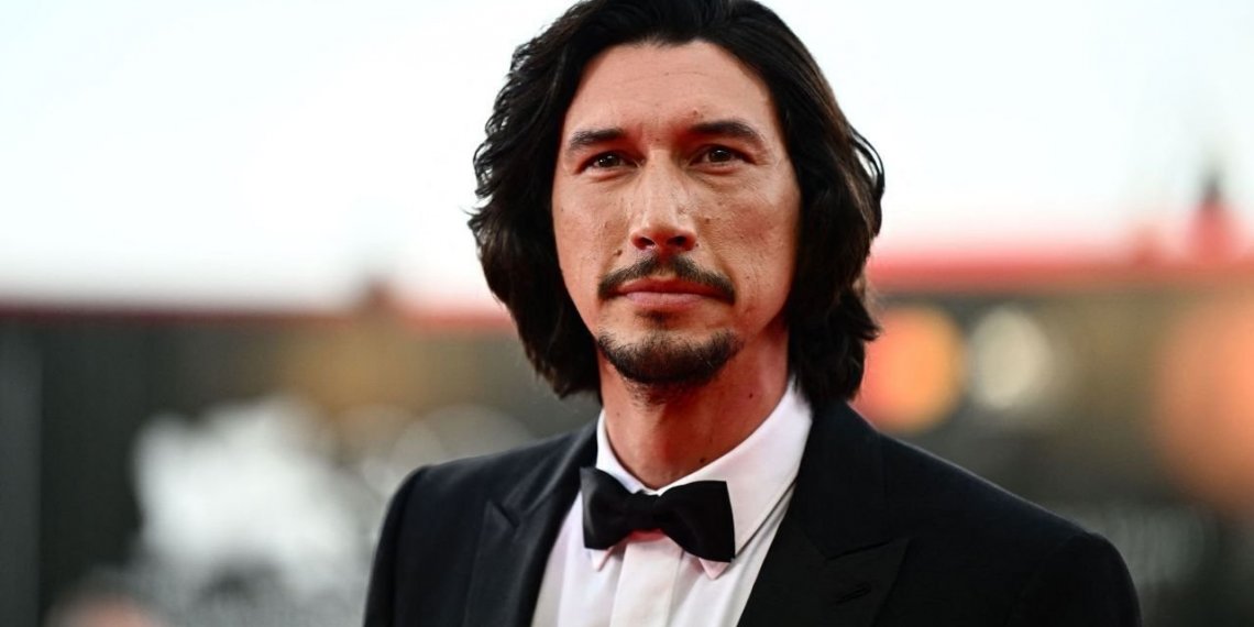 La grosería de Adam Driver a un periodista que no le gustó Ferrari