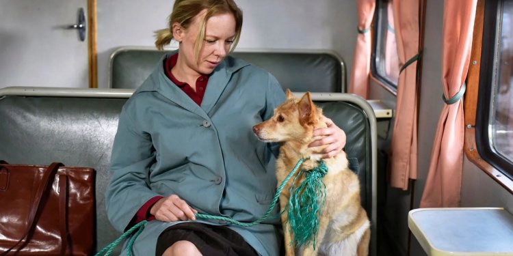 La emoción de Alma Pöysti al ser nominada a los Golden Globes