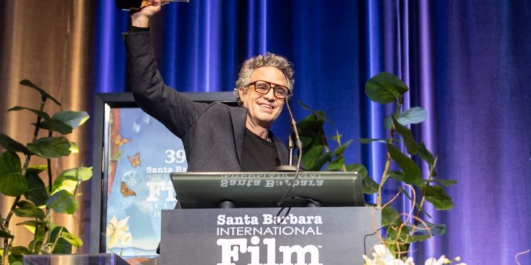 Hablamos con Mark Ruffalo luego de que reciba su premio en el Festival de Santa Bárbara