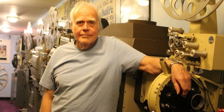 “The Movie Man”: El documental que todo cinéfilo debería ver