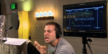 5 estrellas que sorprendieron al dar vida a personajes animados