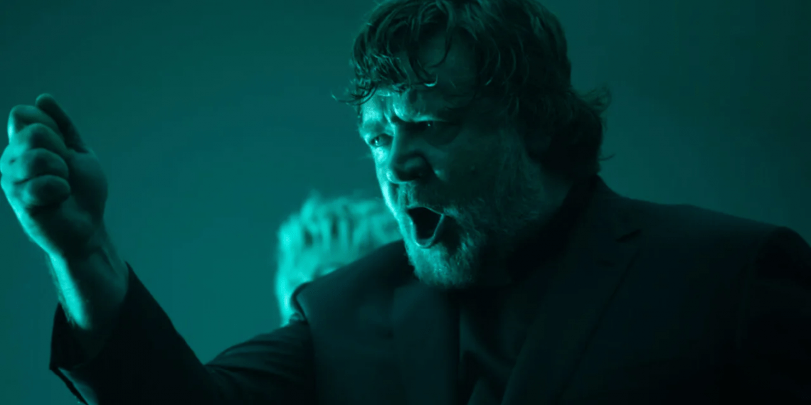 Russell Crowe es poseído en el tráiler de The Exorcism