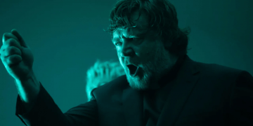 Russell Crowe es poseído en el tráiler de The Exorcism