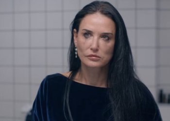 La película de terror con Demi Moore presentó su sangriento trailer