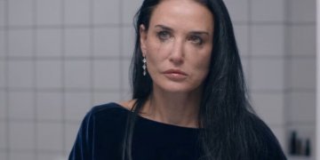 La película de terror con Demi Moore presentó su sangriento trailer