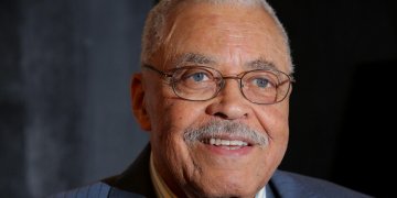 Falleció James Earl Jones, la voz de Darth Vader
