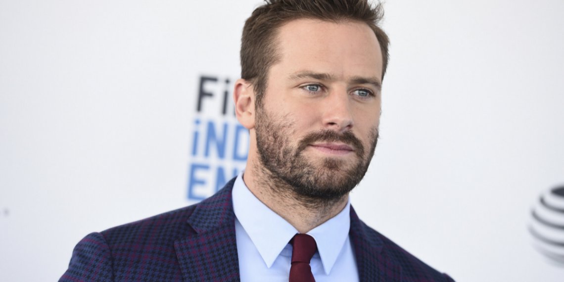 El curioso regalo que Armie Hammer recibió de su madre en su cumpleaños