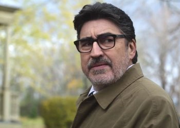 Alfred Molina recordó entre lágrimas la desaprobación de su padre hacia su carrera de actor