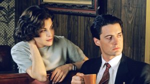 ¿Dónde se puede ver Twin Peaks de David Lynch?