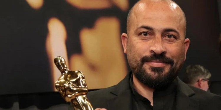 Hamdan Ballal, director palestino que ganó un Oscar, fue secuestrado y liberado por Israel