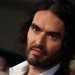 Russell Brand fue acusado de violación y agresión sexual en Inglaterra