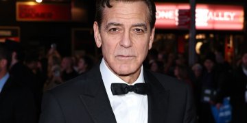 Una mujer fue estafada por un falso George Clooney