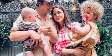 El tierno ritual de Jeremy Allen White comparte con sus hijas y vecinos