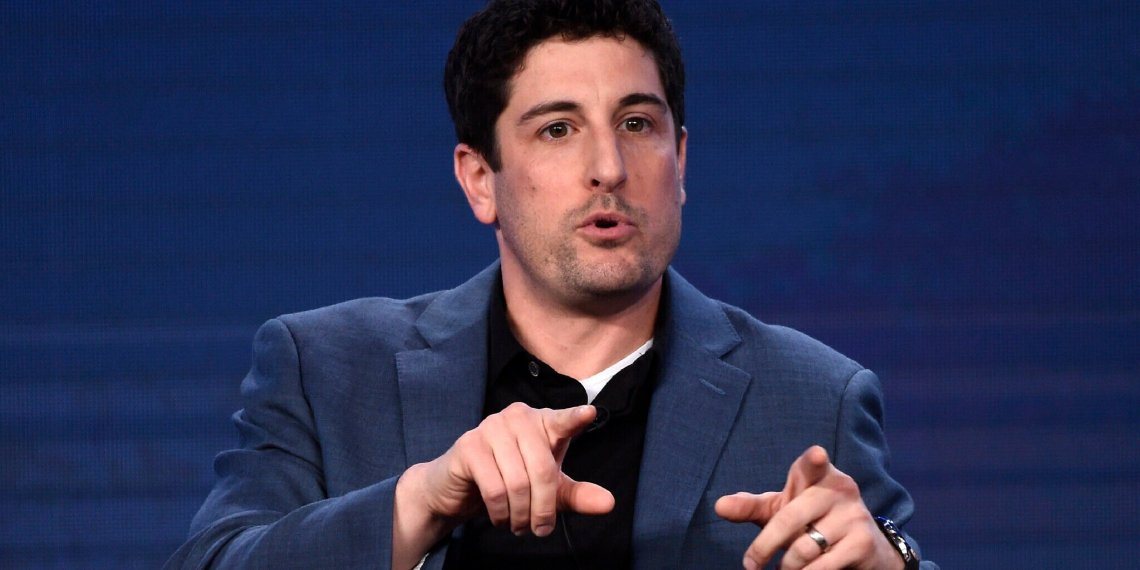 Jason Biggs reveló cómo la escena más icónica de American Pie sigue afectando su vida