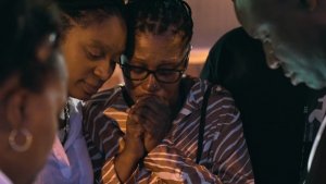 El impactante documental sobre un caso real de violencia y racismo que estrenó Netflix