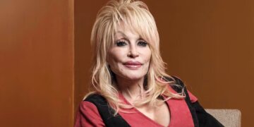 Murió Dolly Parton a los 80 años: la historia de la estrella que también conquistó Hollywood.