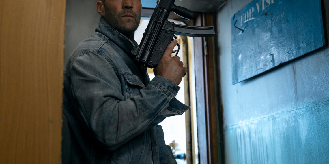 Mutiny: Jason Statham vuelve a hacer lo que mejor sabe, y lo hace a los golpes