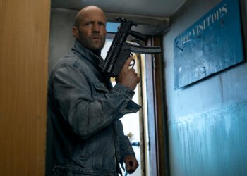 Mutiny: Jason Statham vuelve a hacer lo que mejor sabe, y lo hace a los golpes