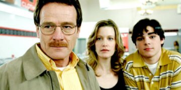 Bryan Cranston despidió a RJ Mitte, su hijo en Breaking Bad, con un emotivo mensaje